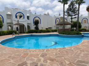 calm and secure residence with pool